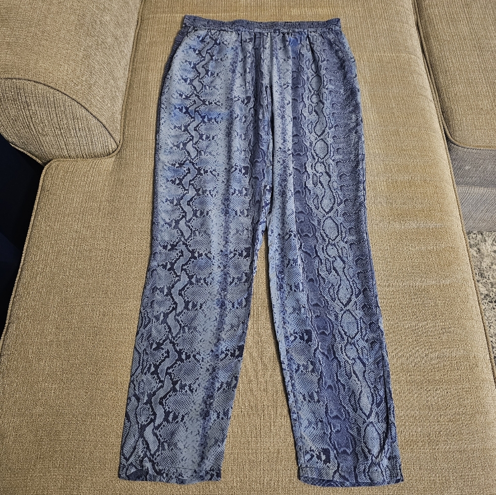 Joie Blue Snakeskin Reptile Skin Lightweight Relaxed Casual Pants Size Small